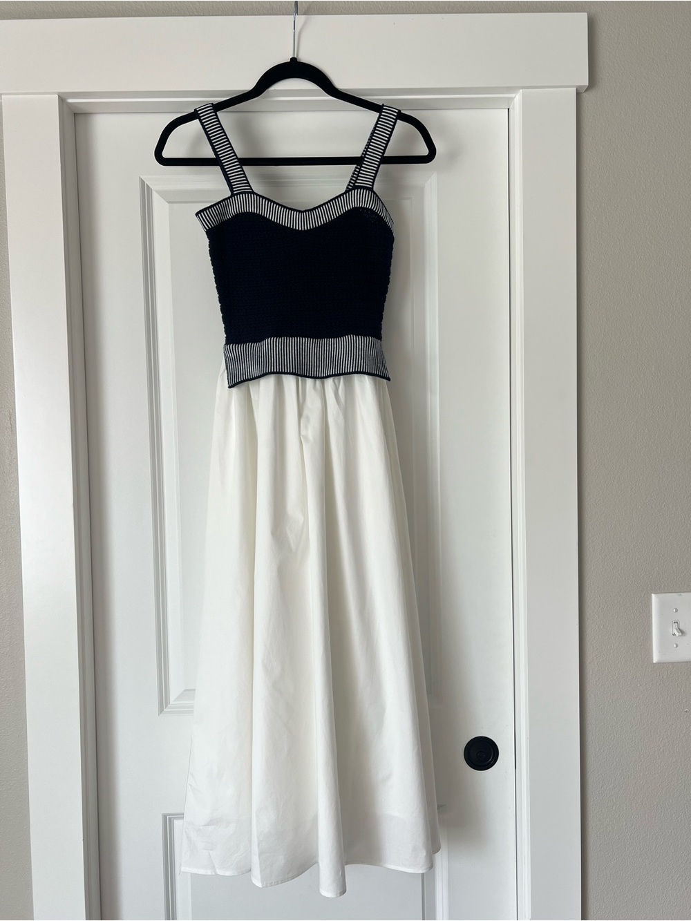 Moon River Mixed Media Dress Size XS Navy Blue / White